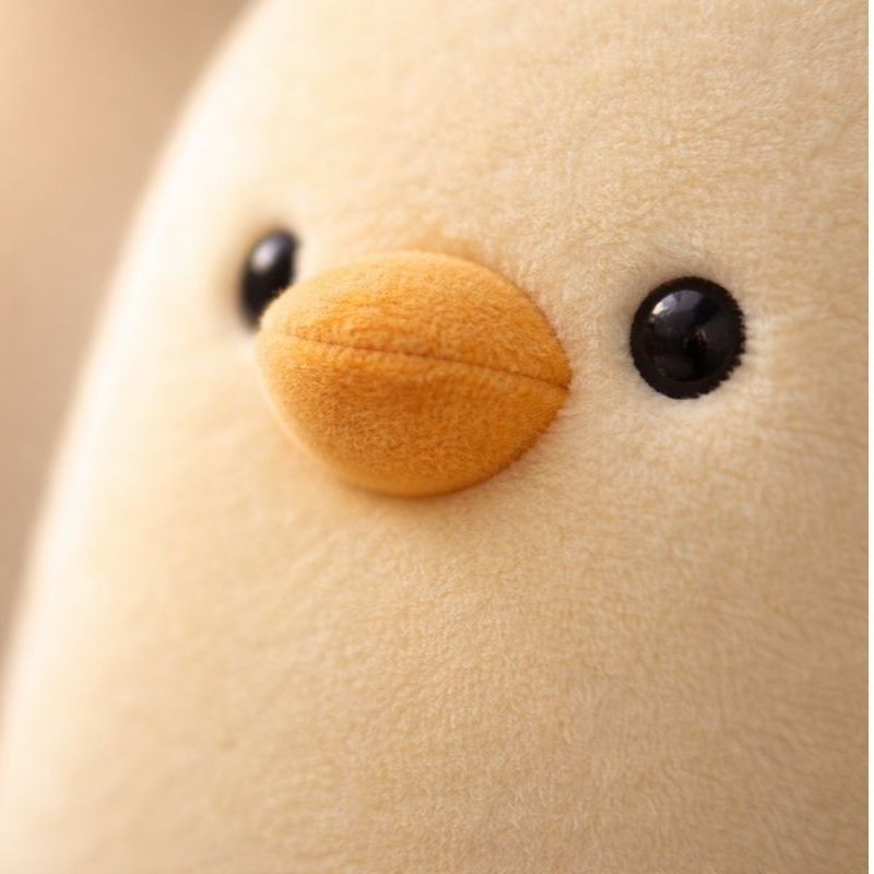 Annika — Long Yellow Chick (70cm)