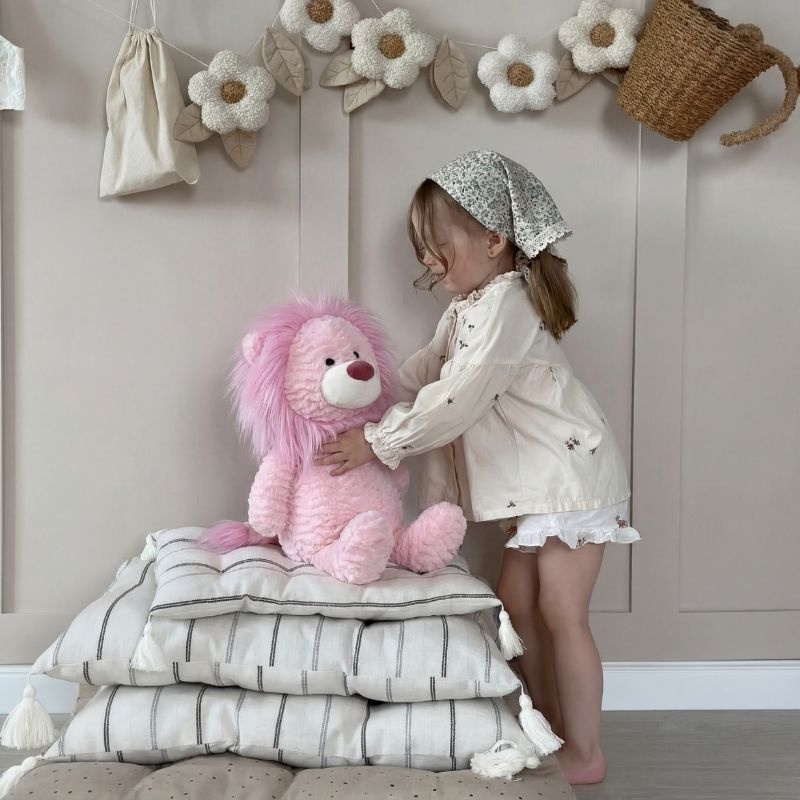 Oksana Lady Lion Plush Toy — Soft Toy