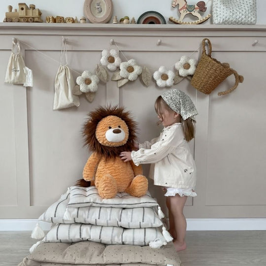 Petronela Gentle Lion Plush Toy — Baby Toy