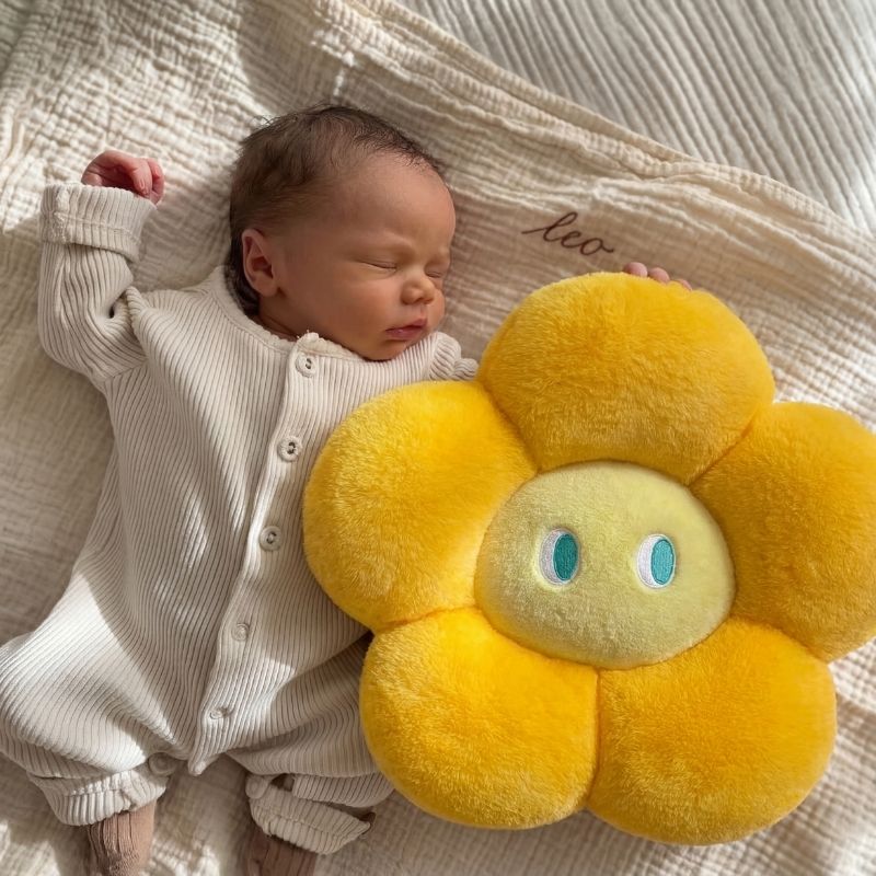 Renata — Yellow Flower (45cm)