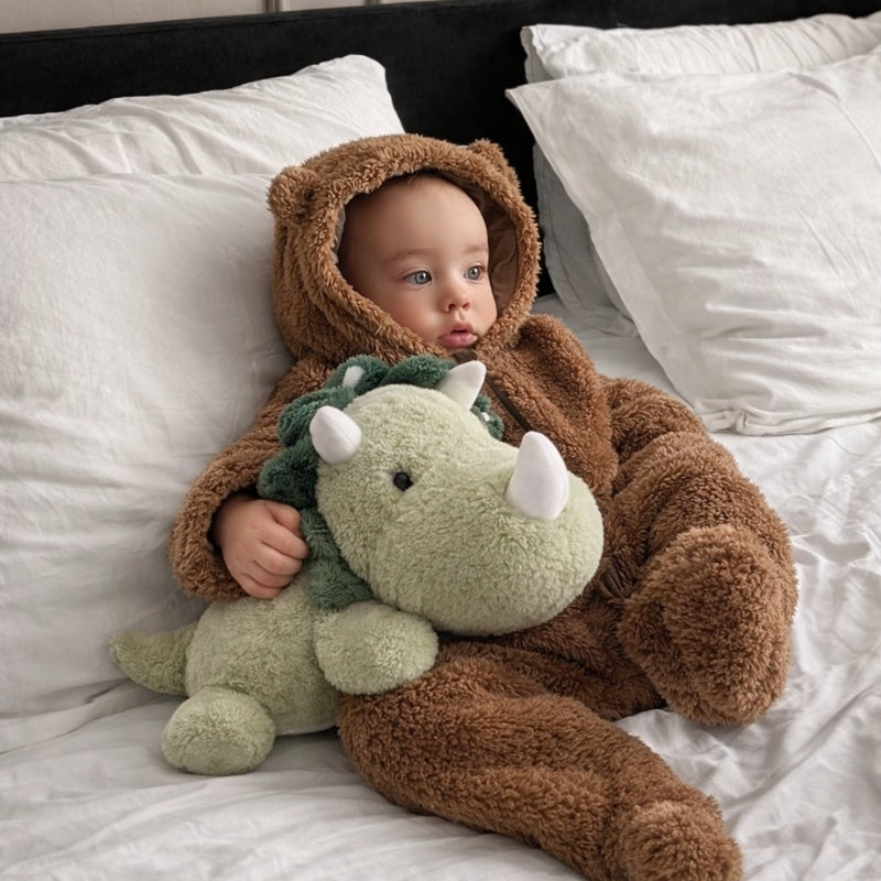 Romina — Lying Triceratops